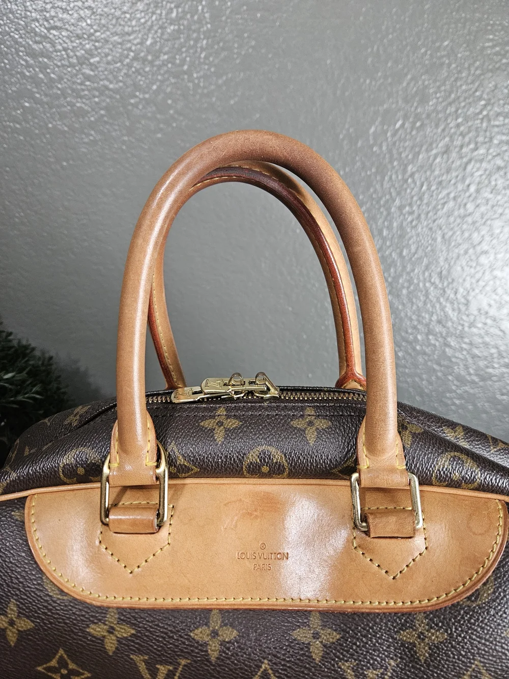 Authentic Louis Vuitton Vintage Deauville Monogram Canvas